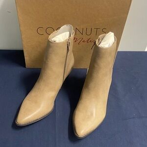 Coconuts by Matisse Beige Ankle Booties